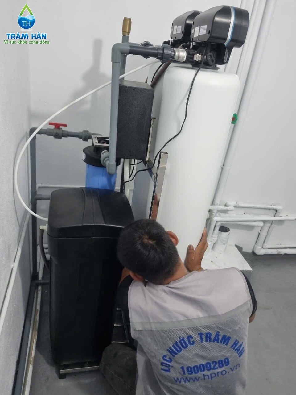 Lắp đặt hệ làm mềm nước toàn nhà