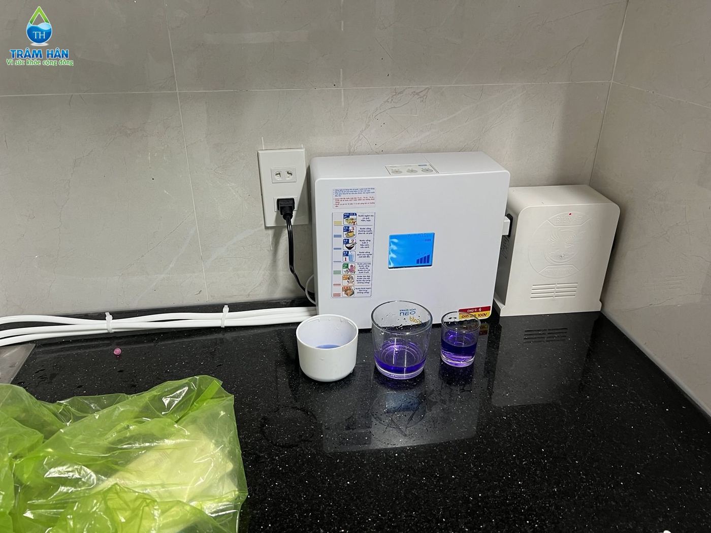 Thử độ pH nước điện giải sau lắp đặt
